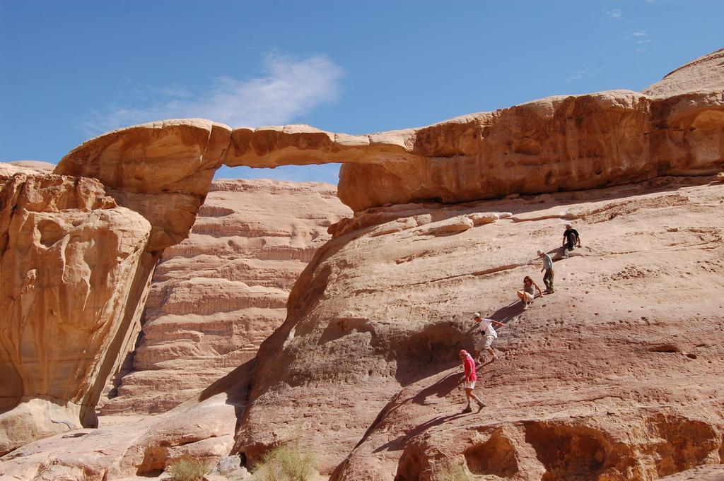 Wadi Rum Camp Экстерьер фото